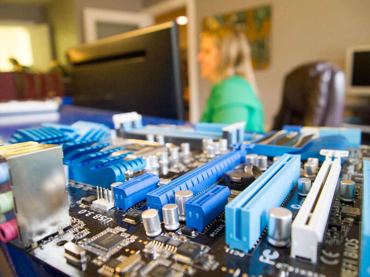 Tech Savvy motherboard