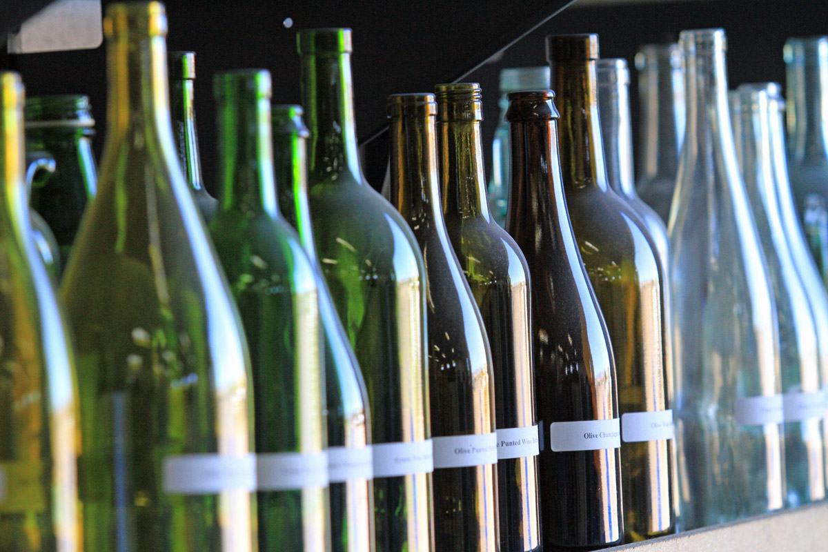 Various glassware donated to Usful